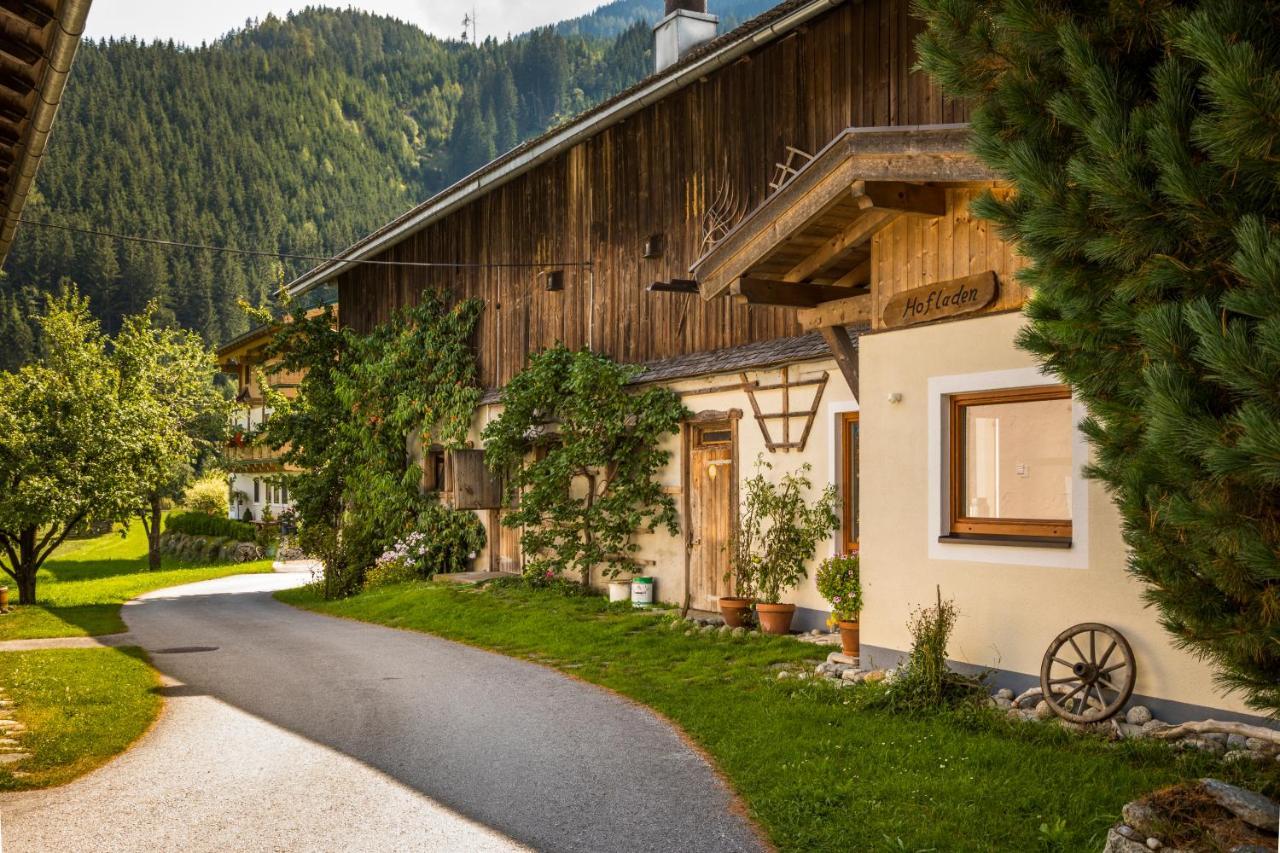 Bio-Bauernhof Obertrattenbachhof Neukirchen am Großvenediger エクステリア 写真